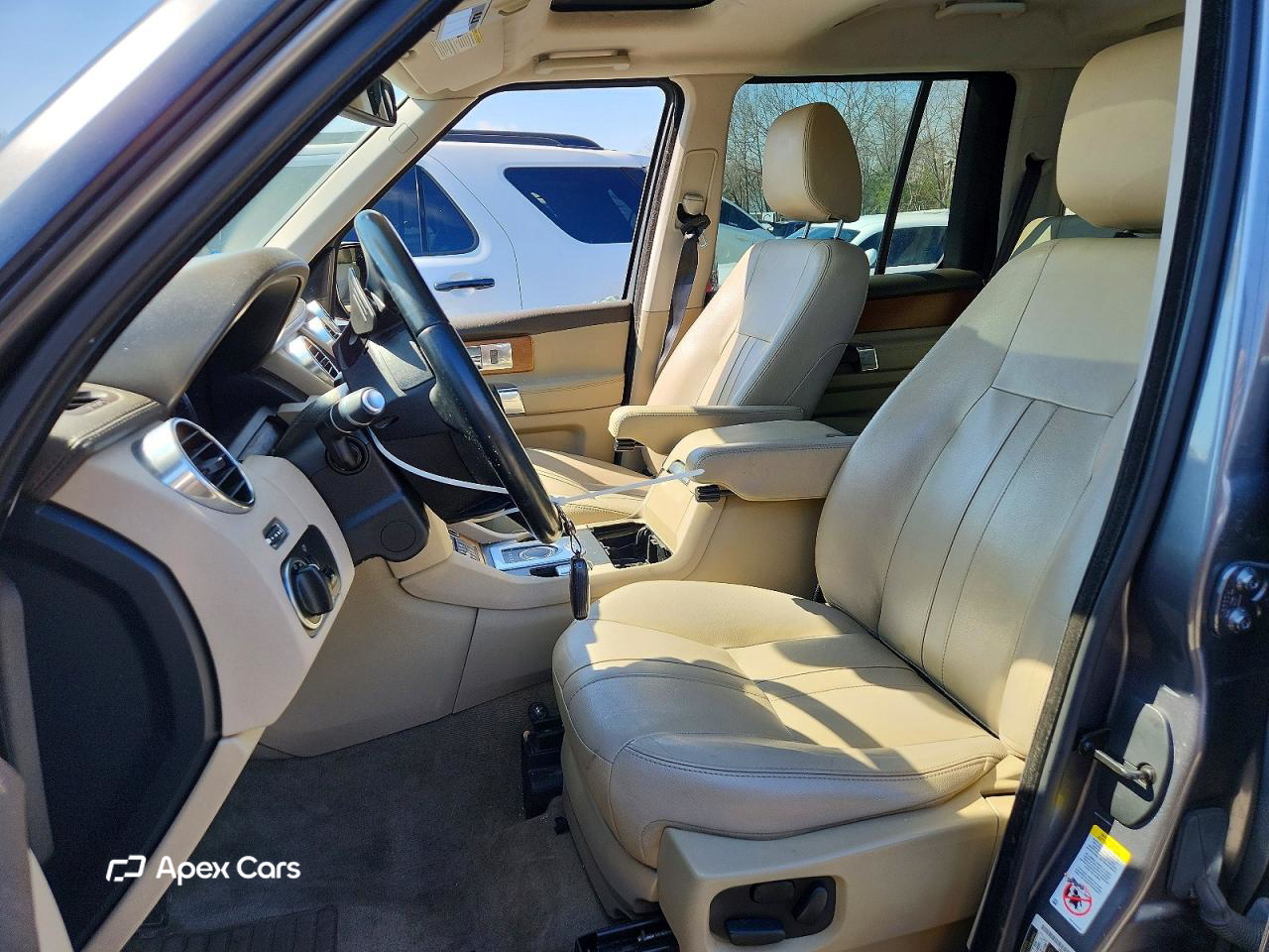 Land Rover LR4 2016
