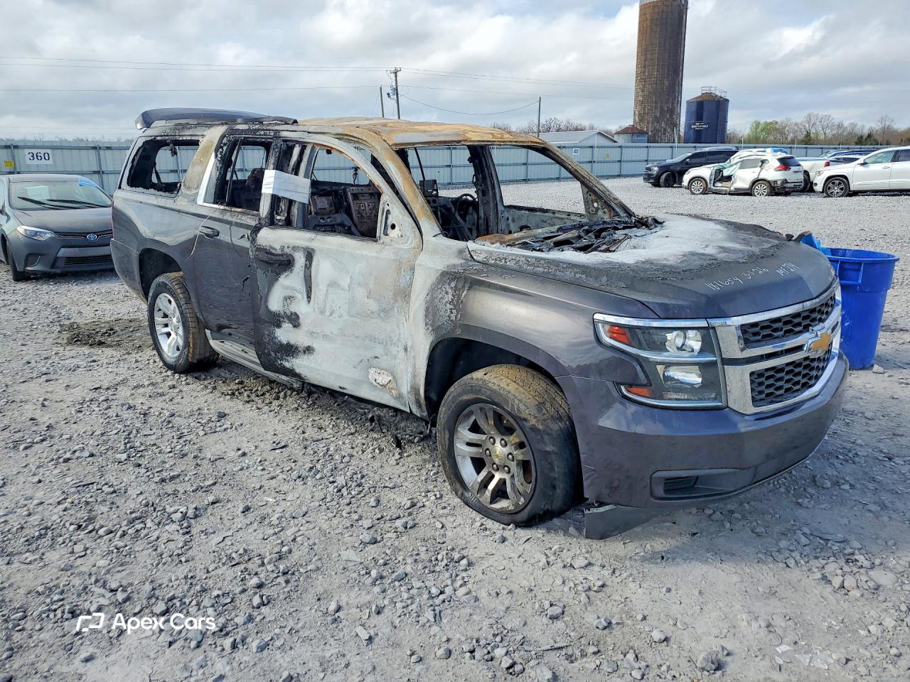 Chevrolet Suburban 2015