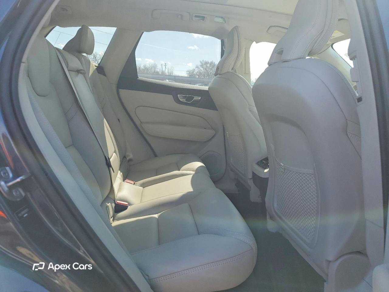 Volvo XC60 2024