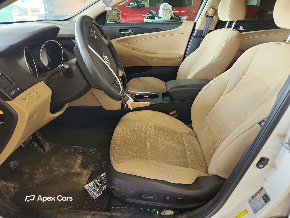 Hyundai Sonata 2012
