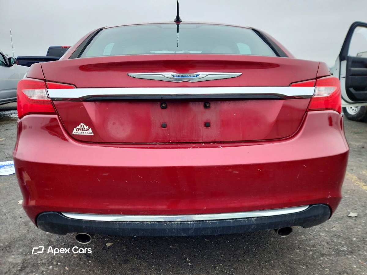 Chrysler 200 2011