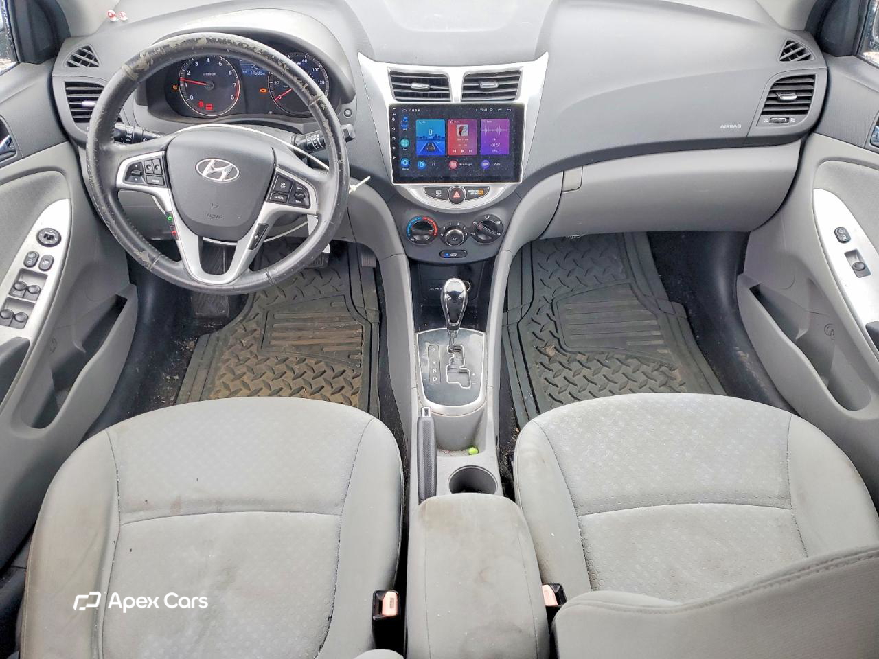 Hyundai Accent 2012