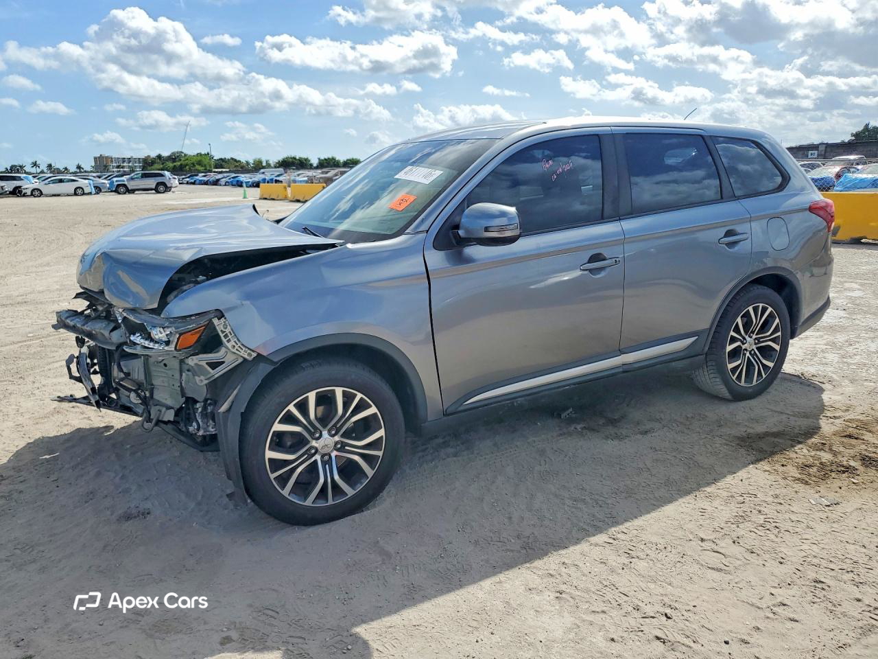 Mitsubishi Outlander 2016