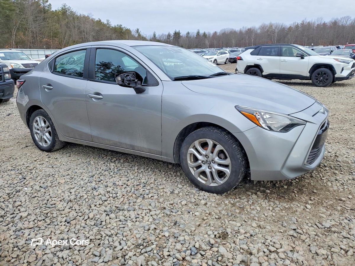 Scion iA 2016