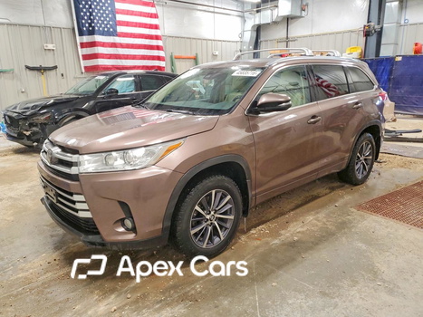 Toyota Highlander 2017 - Image 1 of 15