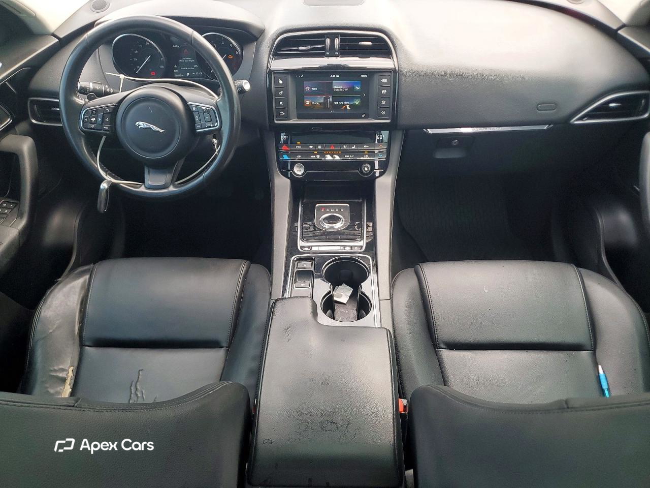 Jaguar F-Pace 2017