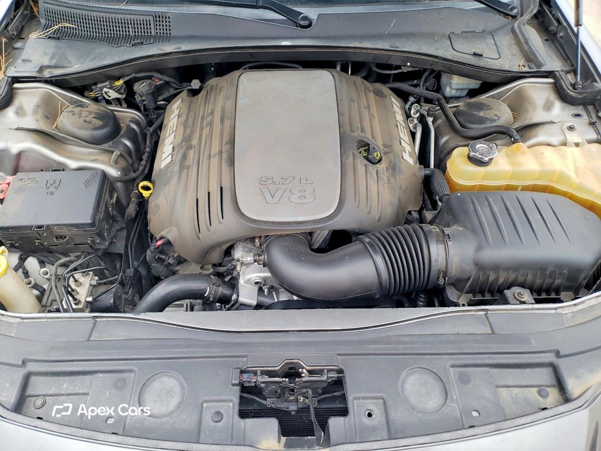 Chrysler 300 2011