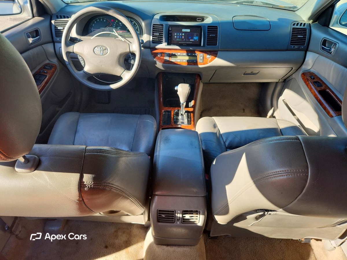 Toyota Camry 2004