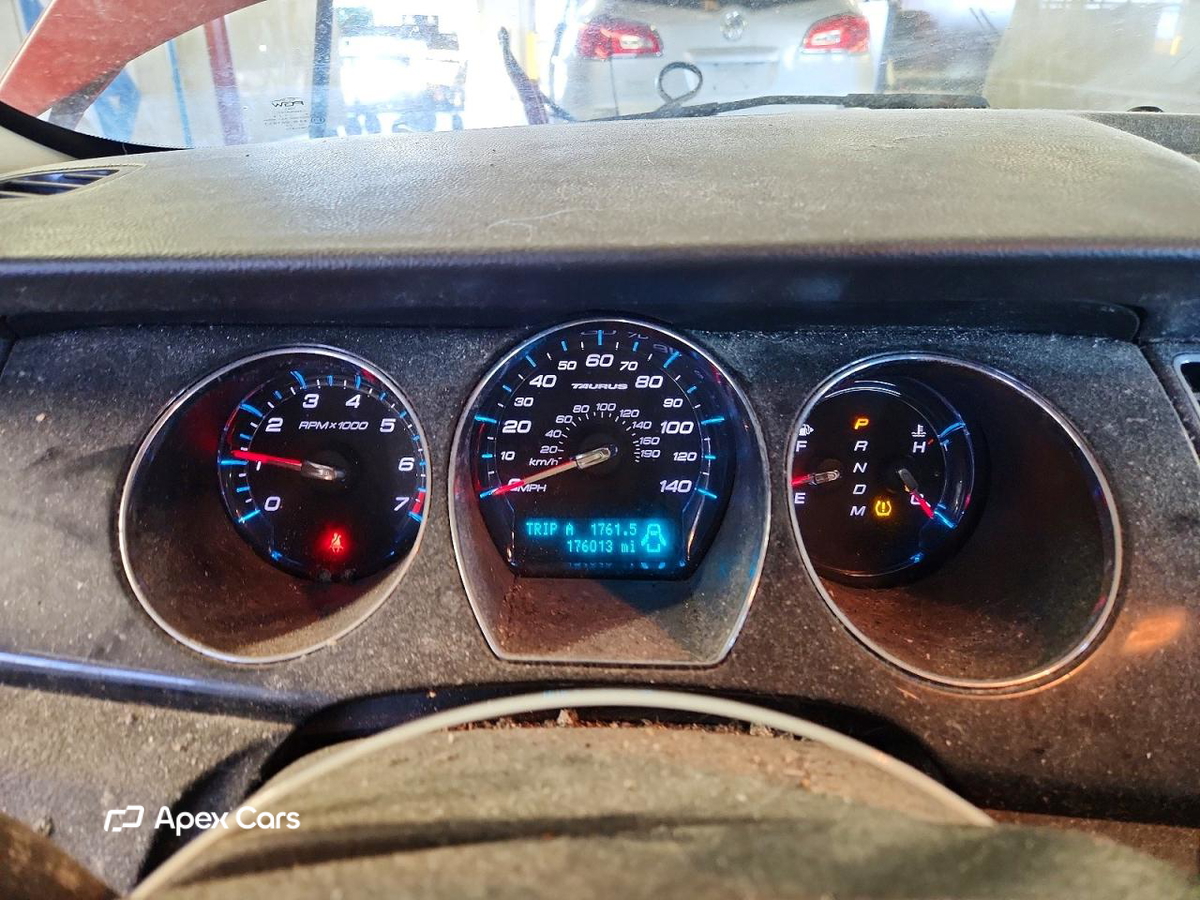 Ford Taurus 2010