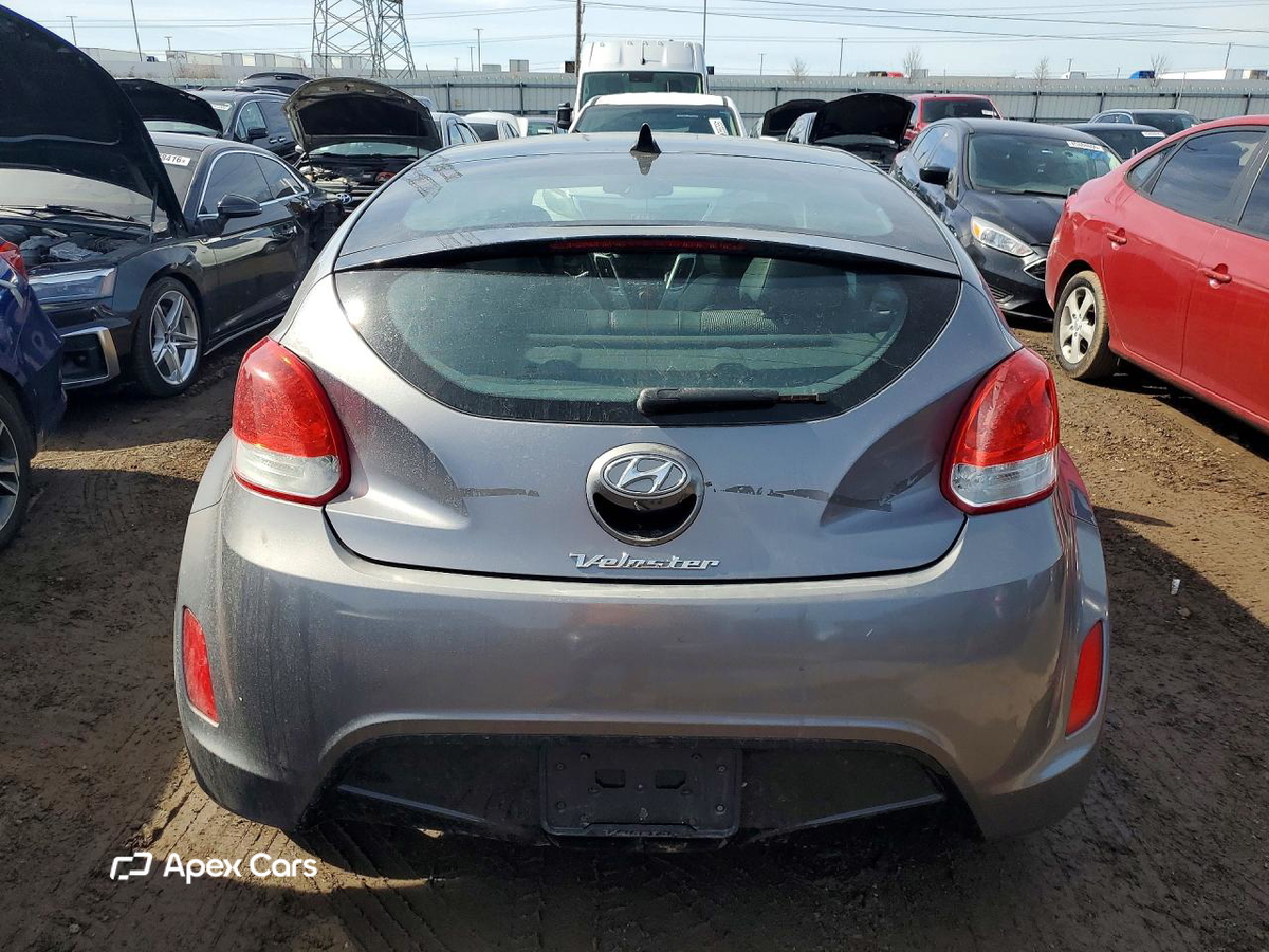 Hyundai Veloster 2012