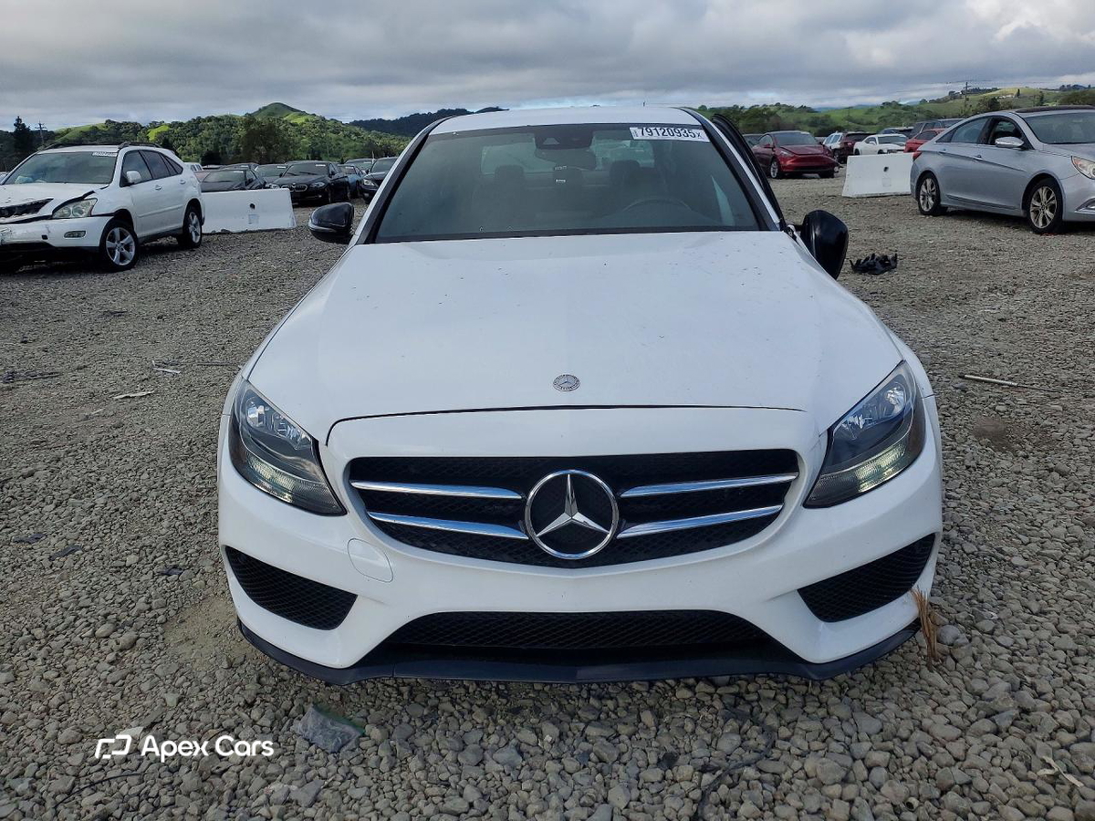 Mercedes-Benz  2017