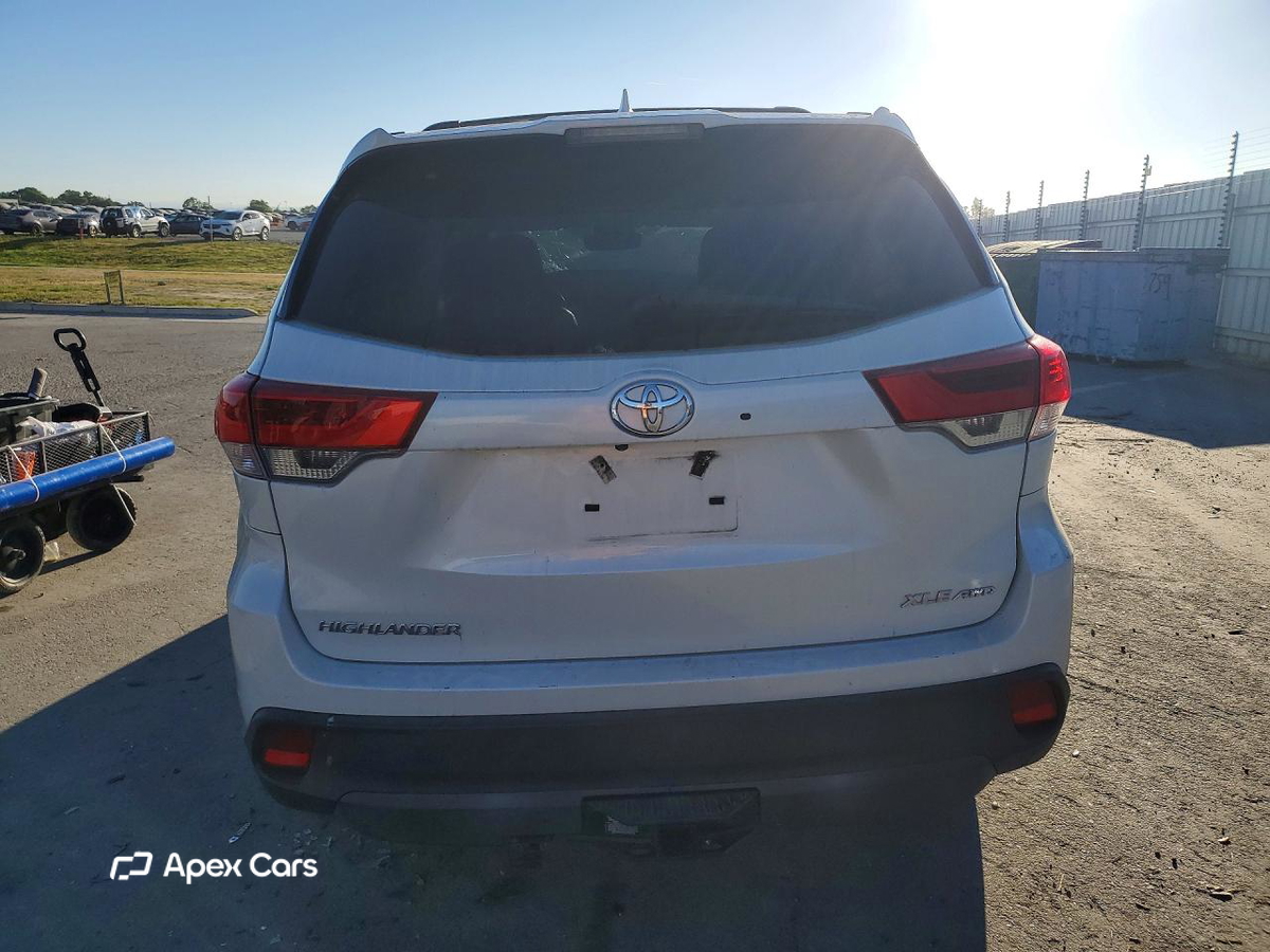 Toyota Highlander 2018