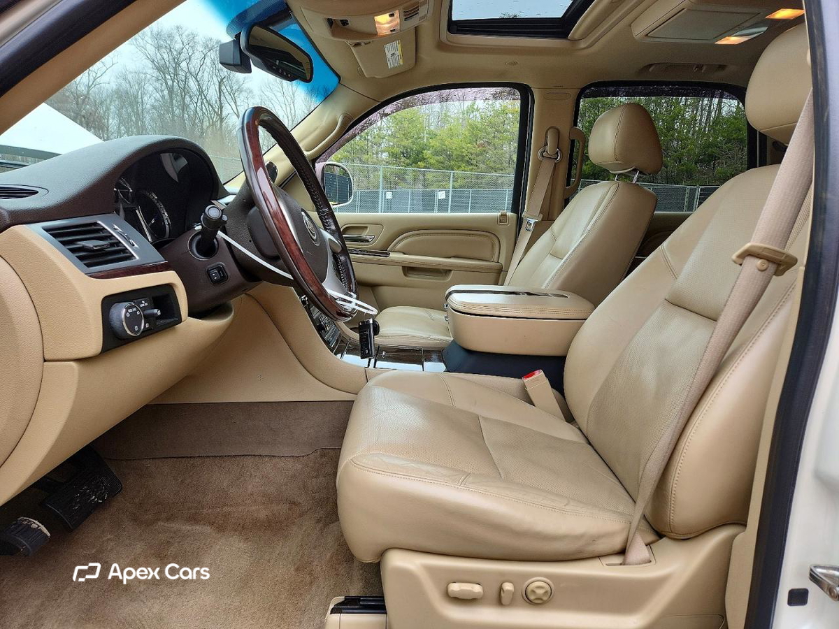 Cadillac Escalade 2011