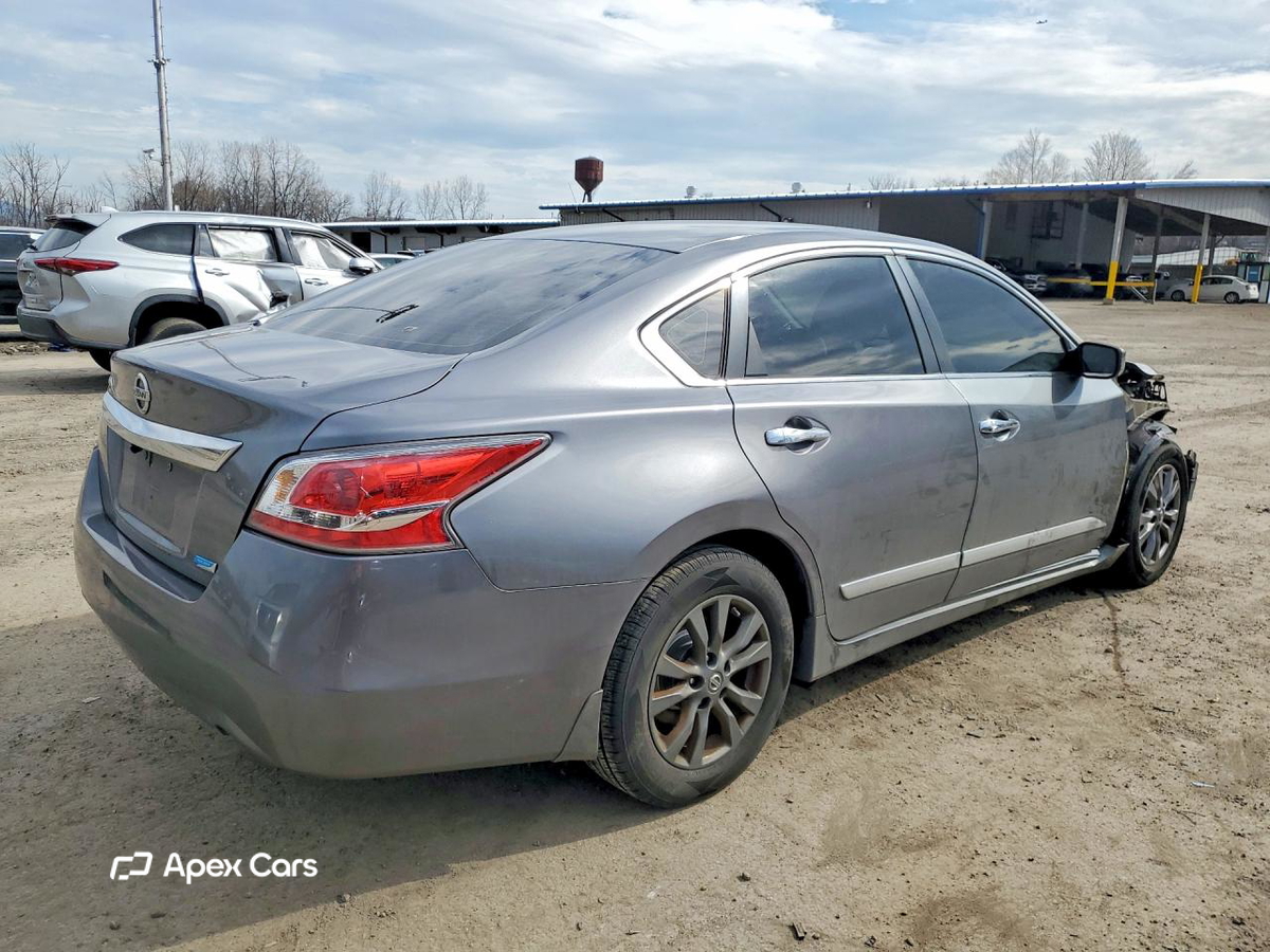 Nissan Altima 2015