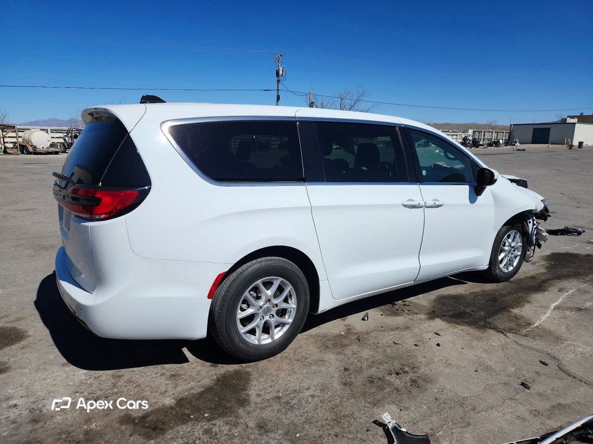 Chrysler Pacifica 2023