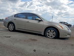 Nissan Altima 2011
