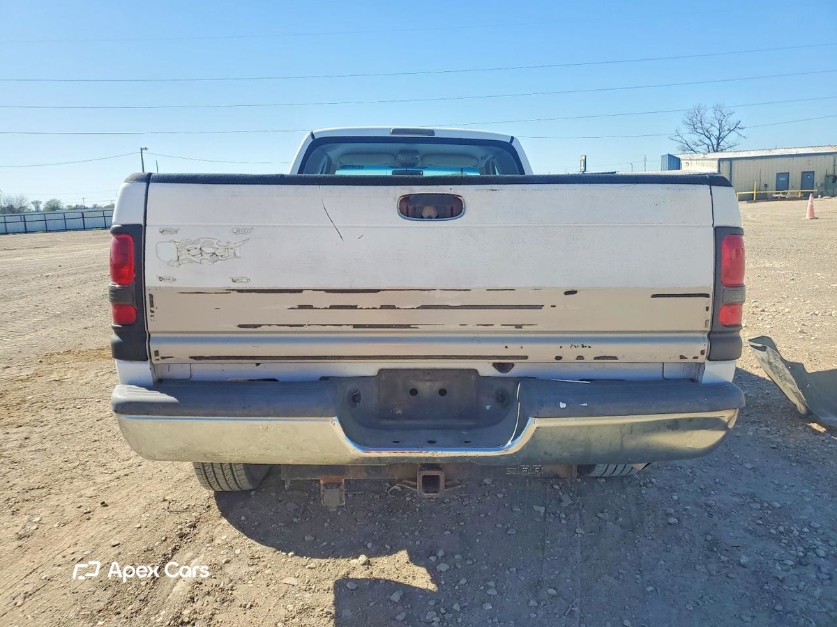 Dodge RAM 2000