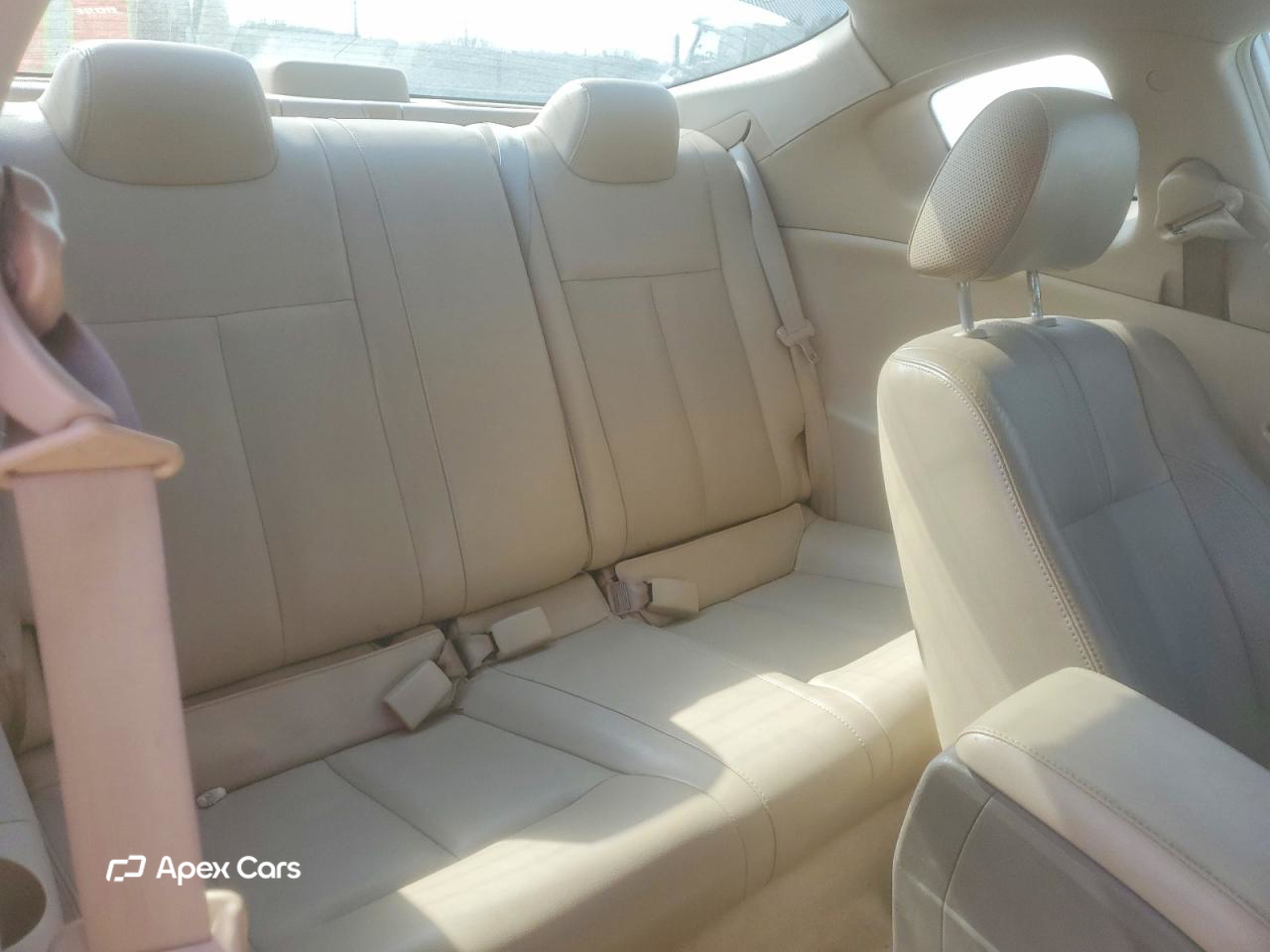 Nissan Altima 2010
