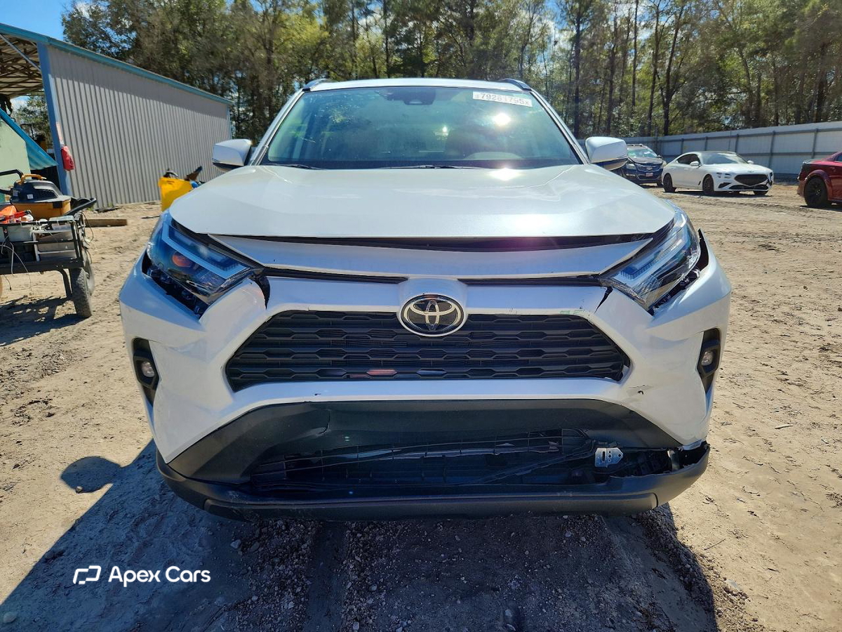 Toyota RAV 4 2025