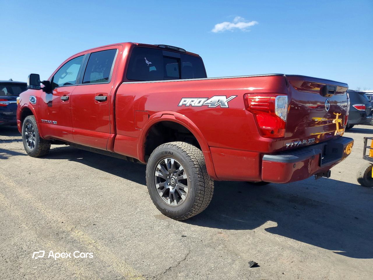 Nissan Titan 2016