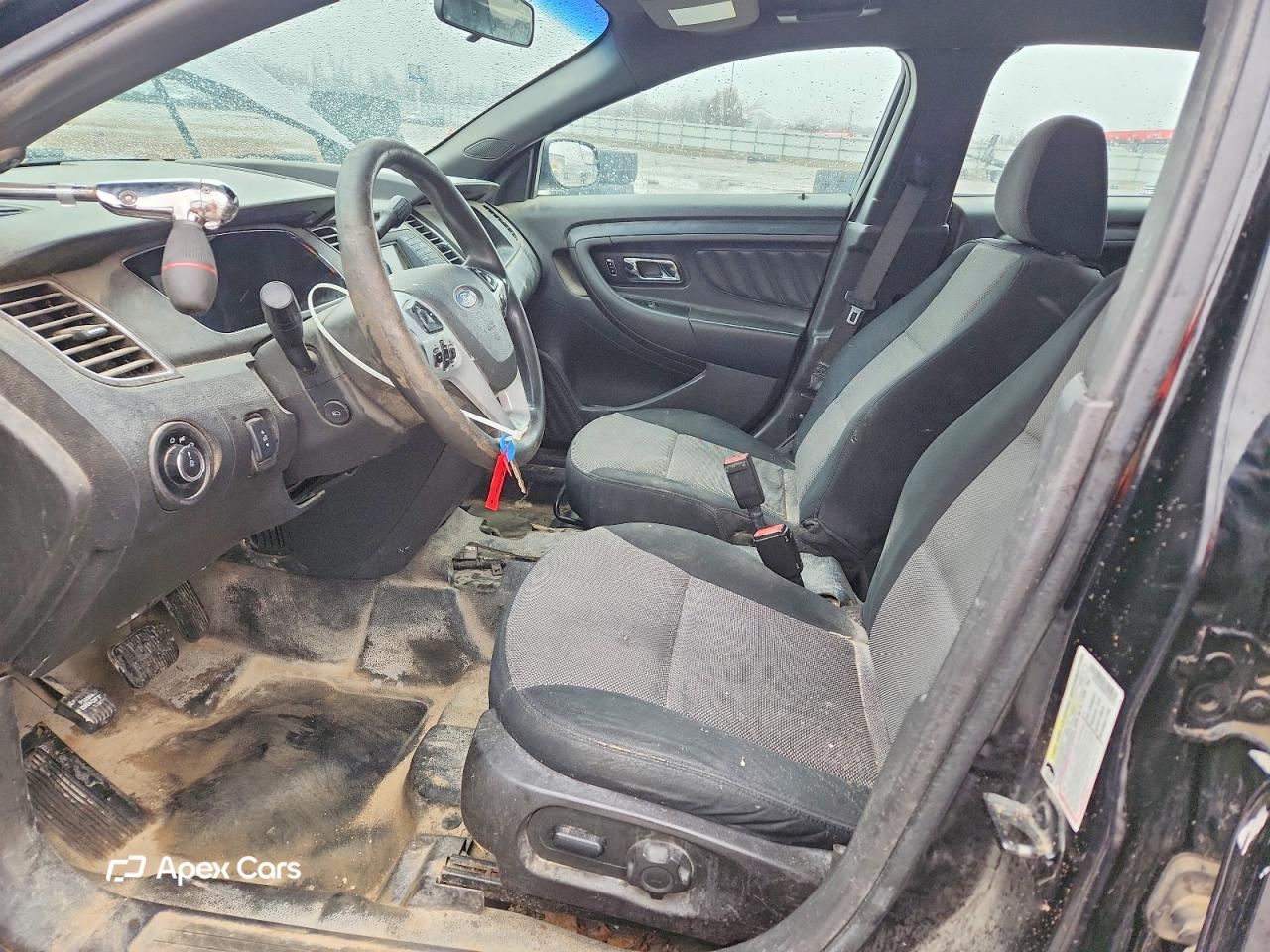 Ford Taurus 2015