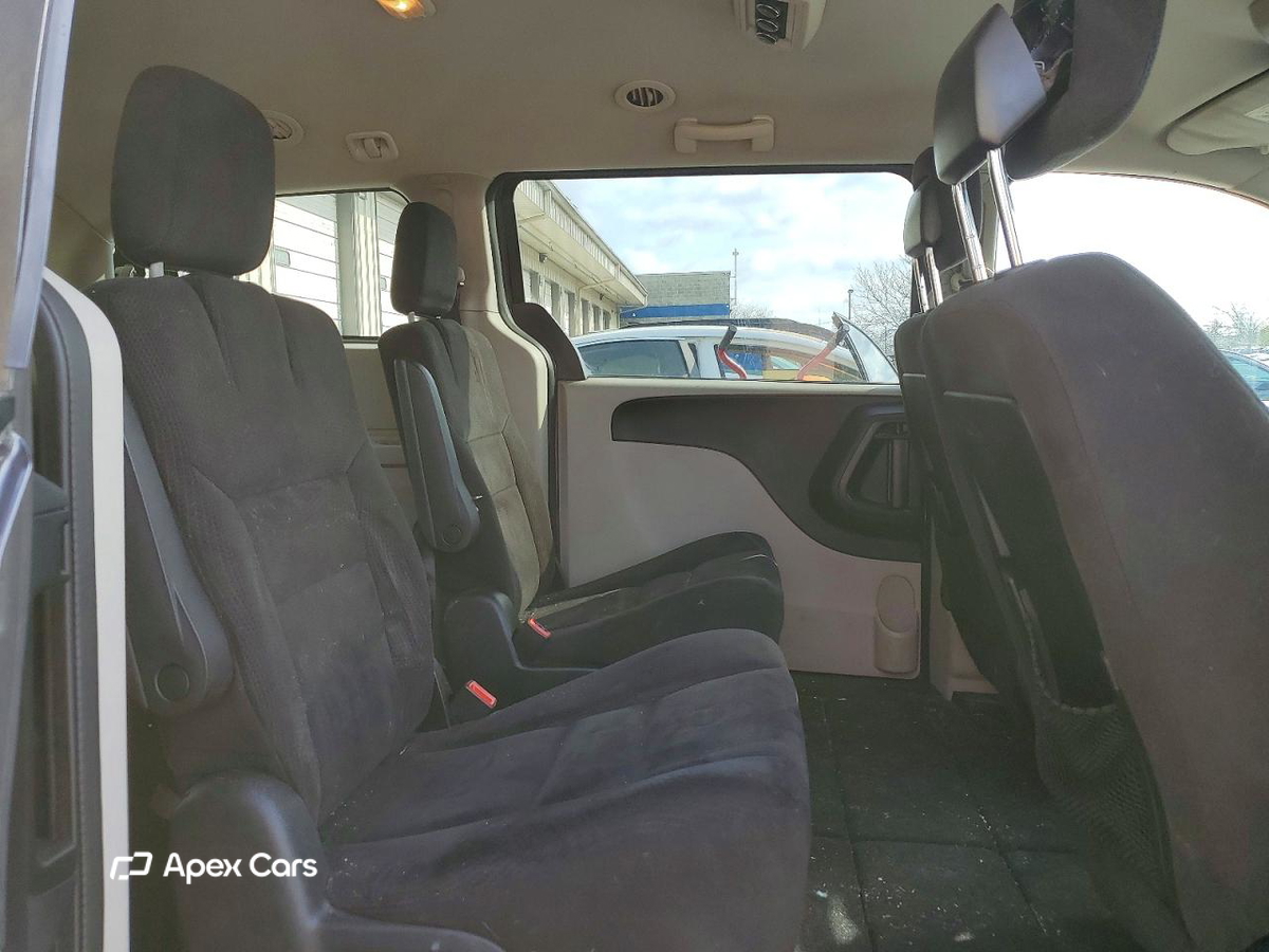 Dodge Caravan 2015