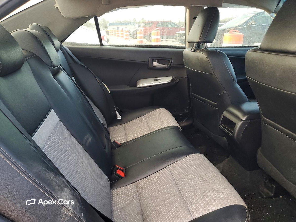 Toyota Camry 2012