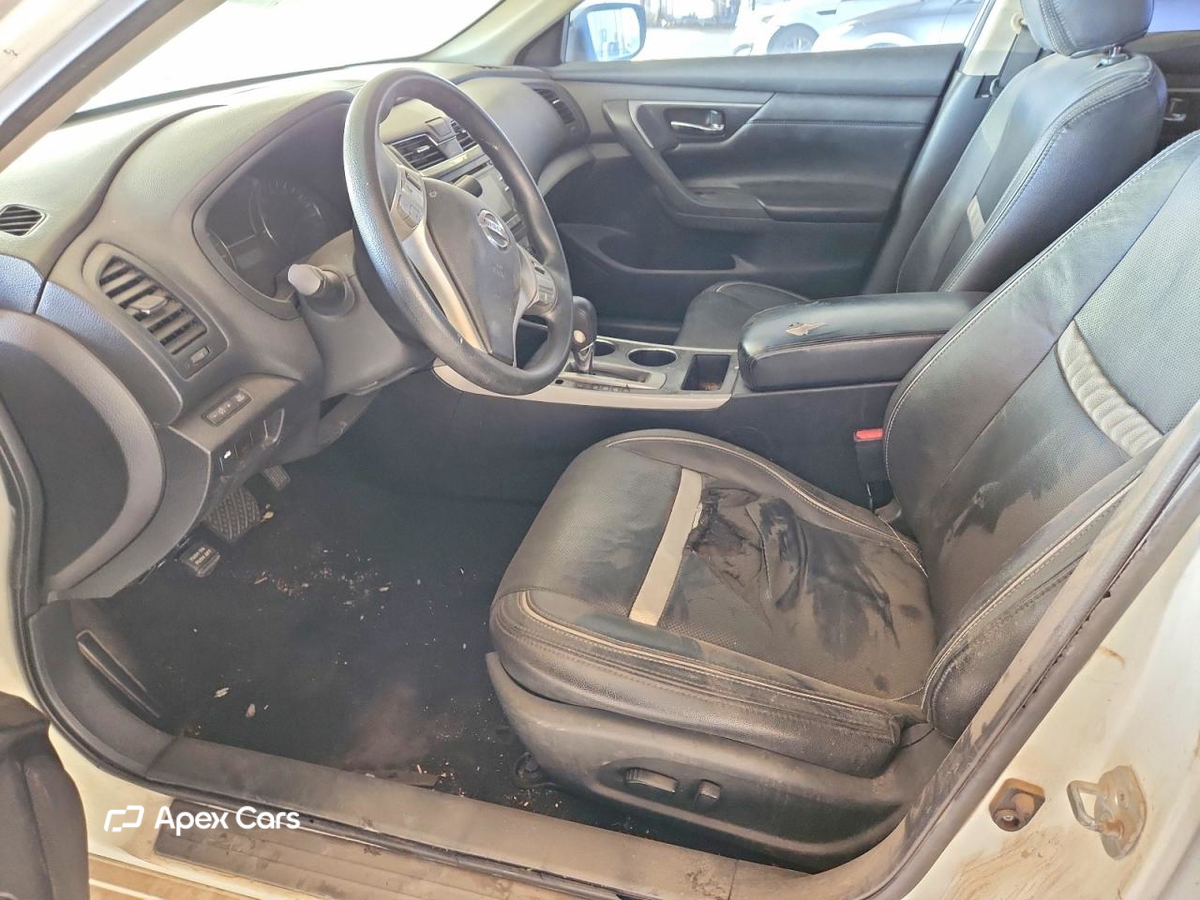 Nissan Altima 2015