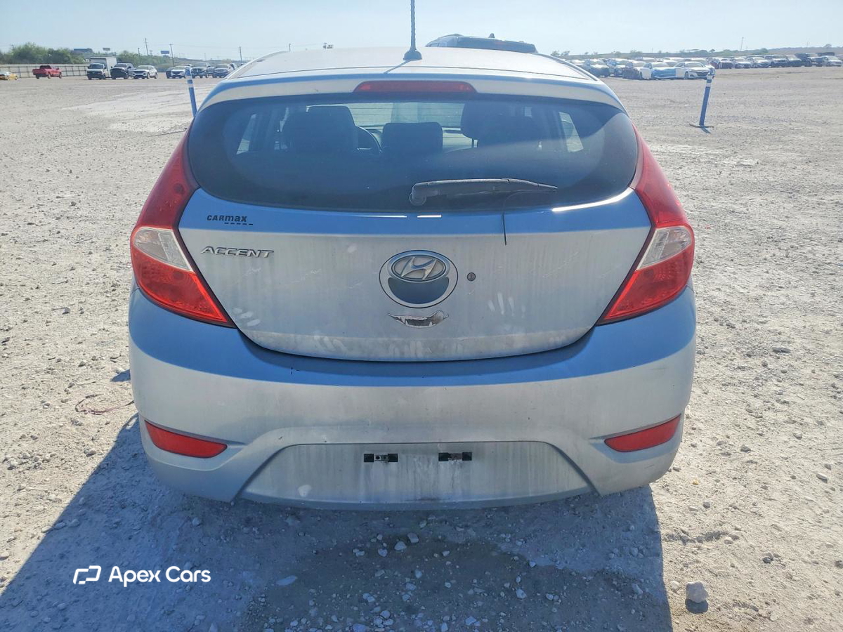 Hyundai Accent 2012