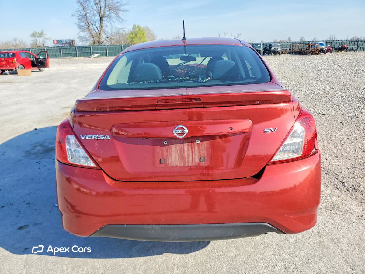 Nissan Versa 2019