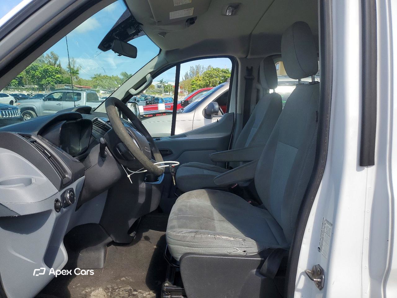 Ford Transit 2015