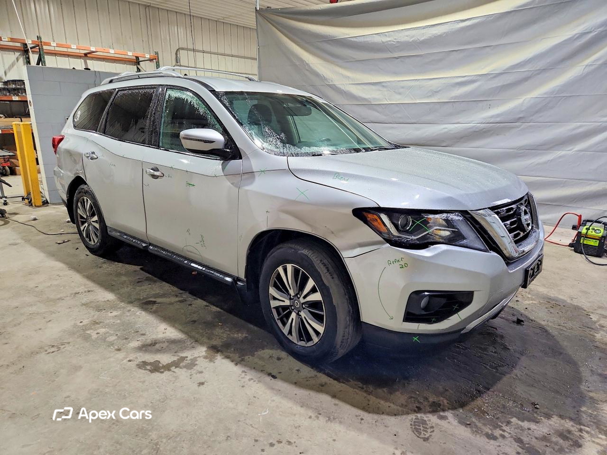 Nissan Pathfinder 2017