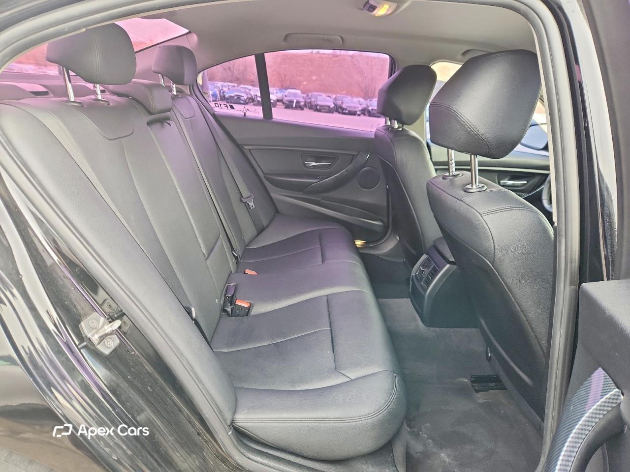 BMW Series 3 2016