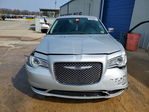 Chrysler 300 2019