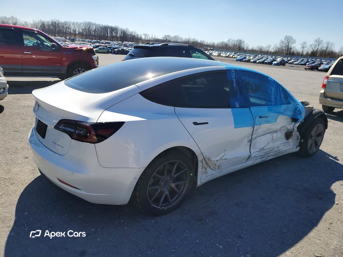 Tesla Model 3 2021