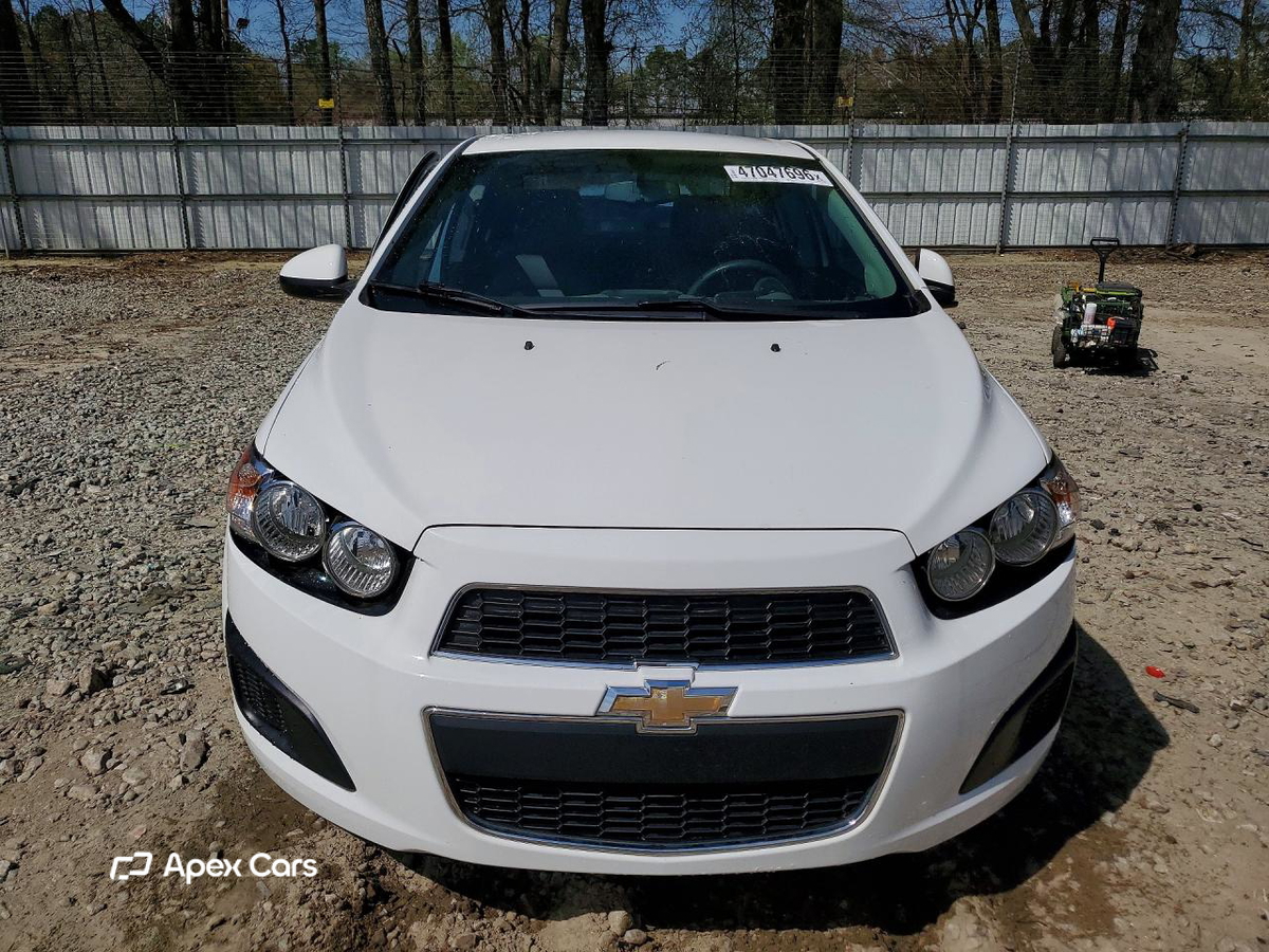Chevrolet Sonic 2015