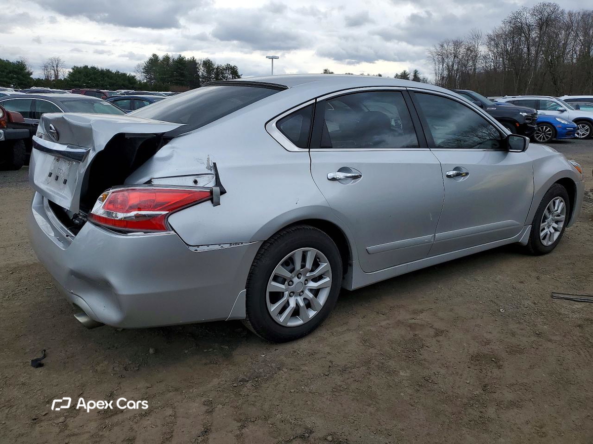 Nissan Altima 2015
