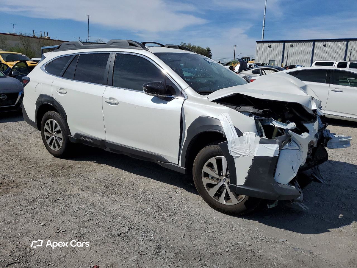 Subaru Outback 2025