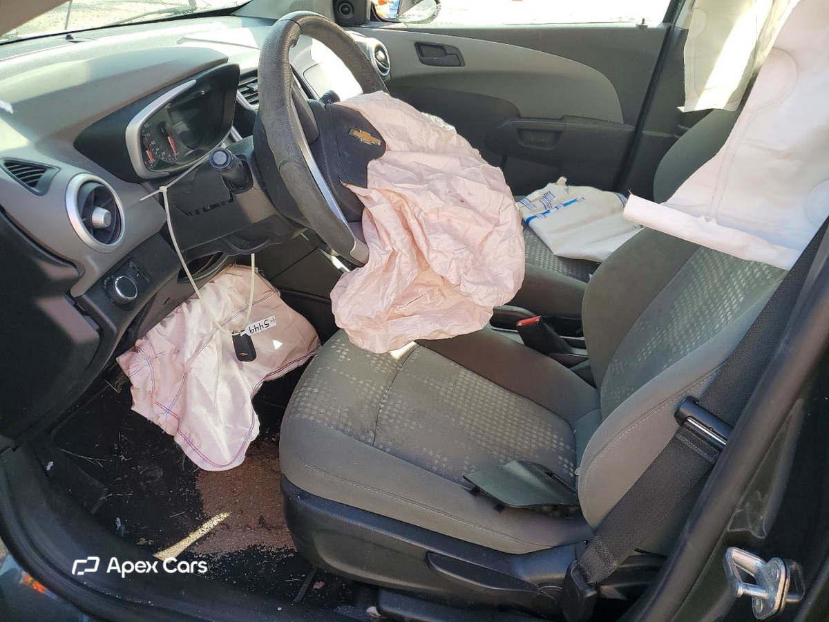 Chevrolet Sonic 2018