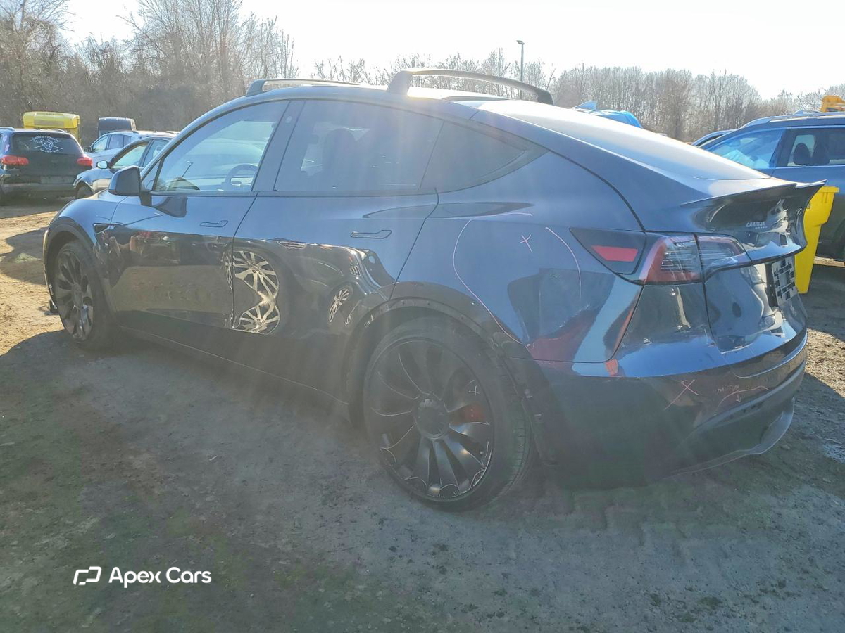 Tesla Model Y 2022