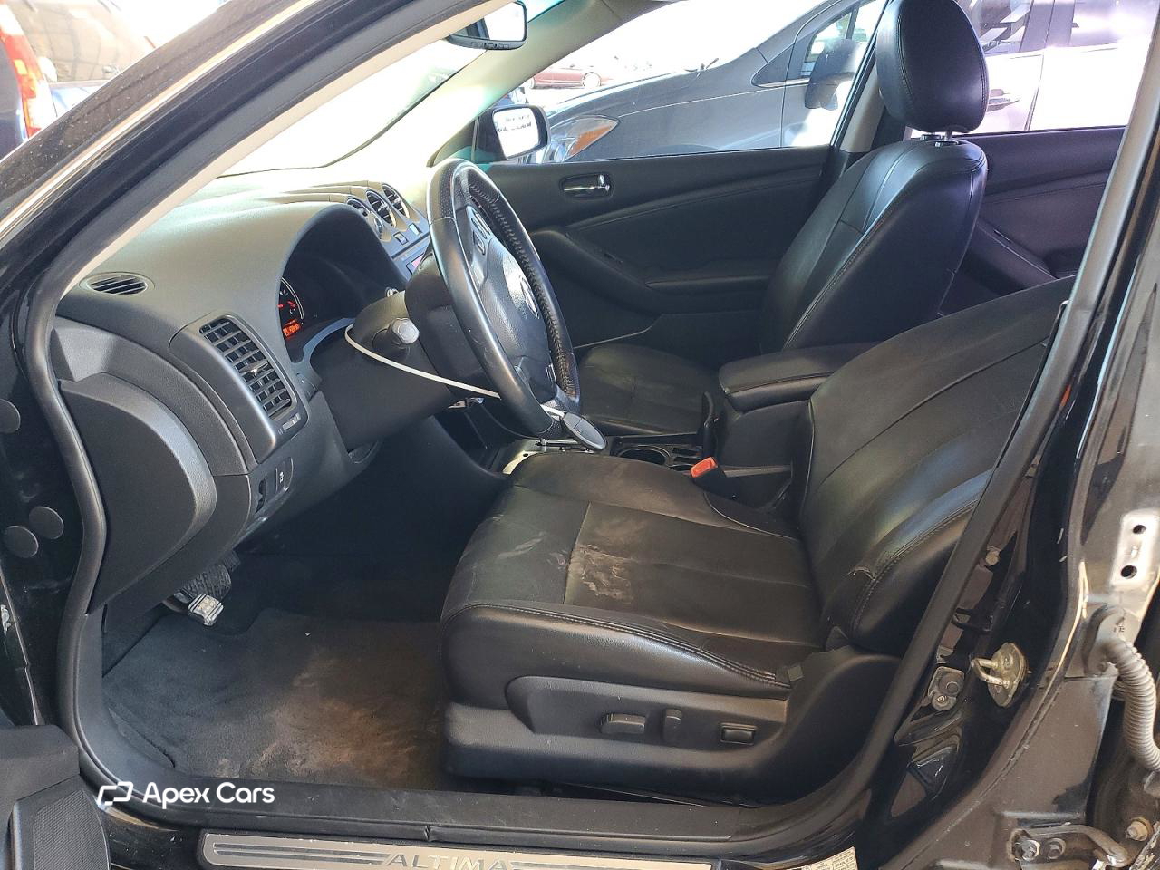 Nissan Altima 2012