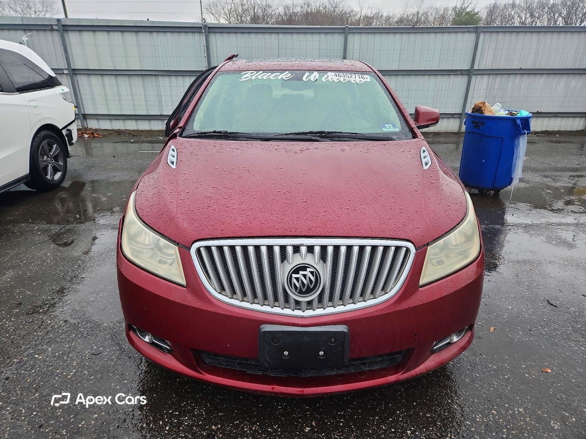 Buick LaCrosse 2011