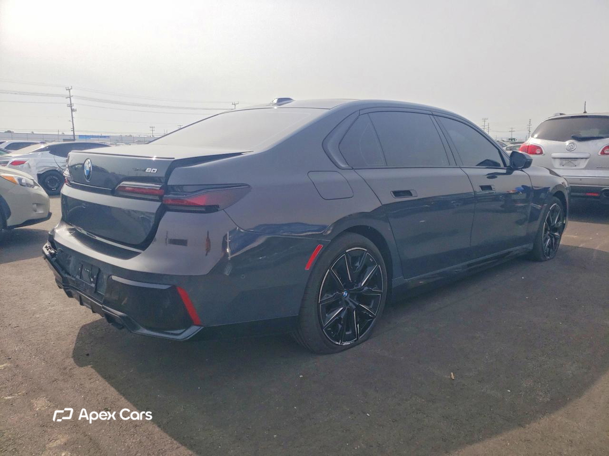 BMW i7 2023