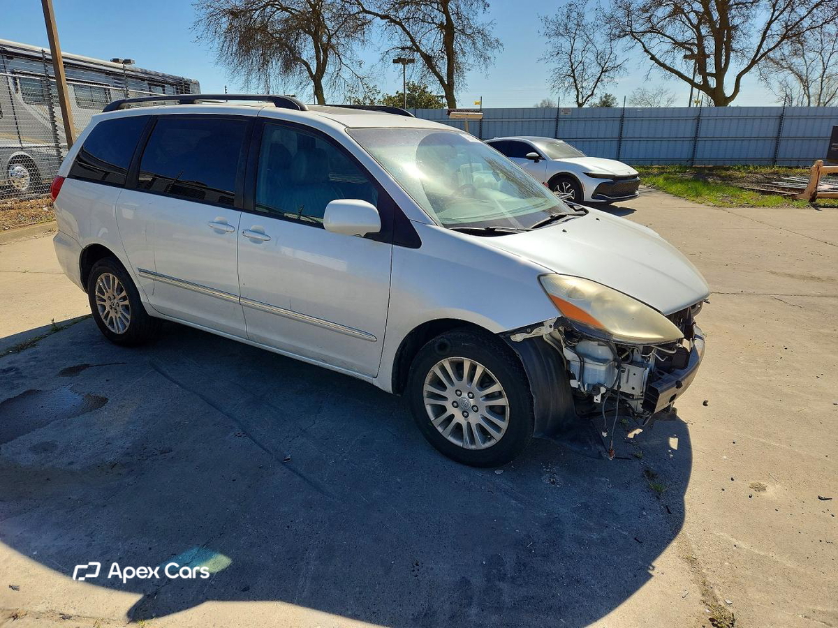 Toyota Sienna 2010