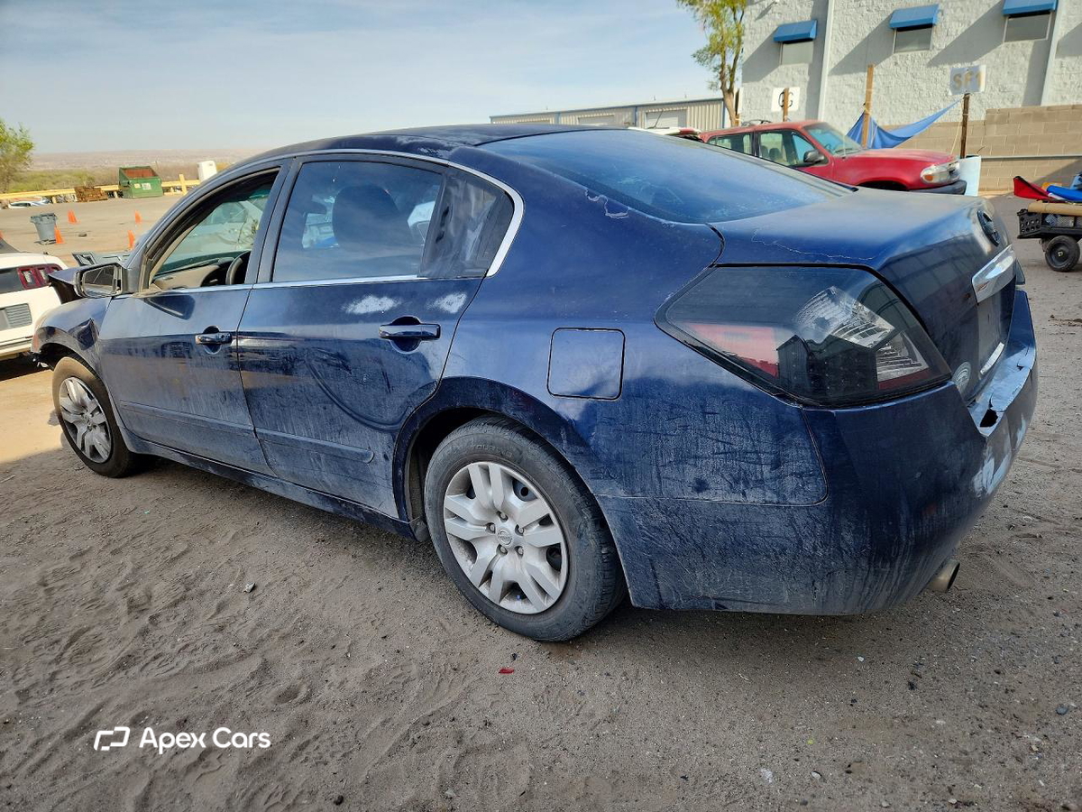 Nissan Altima 2012