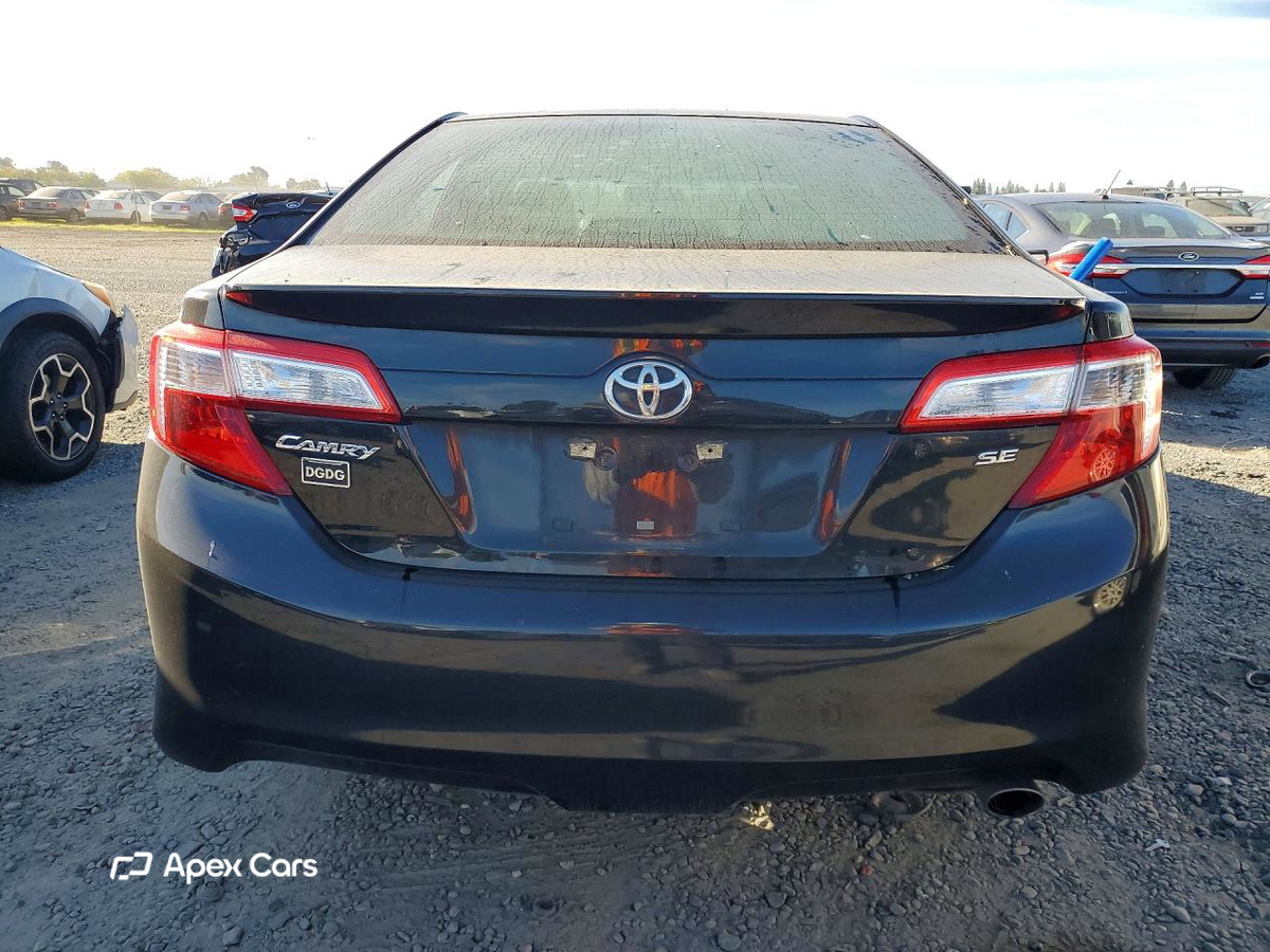Toyota Camry 2012
