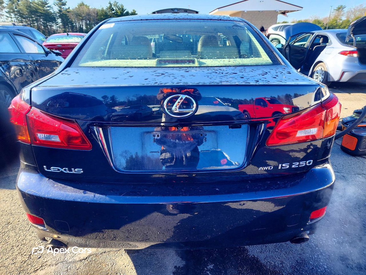 Lexus IS 2006