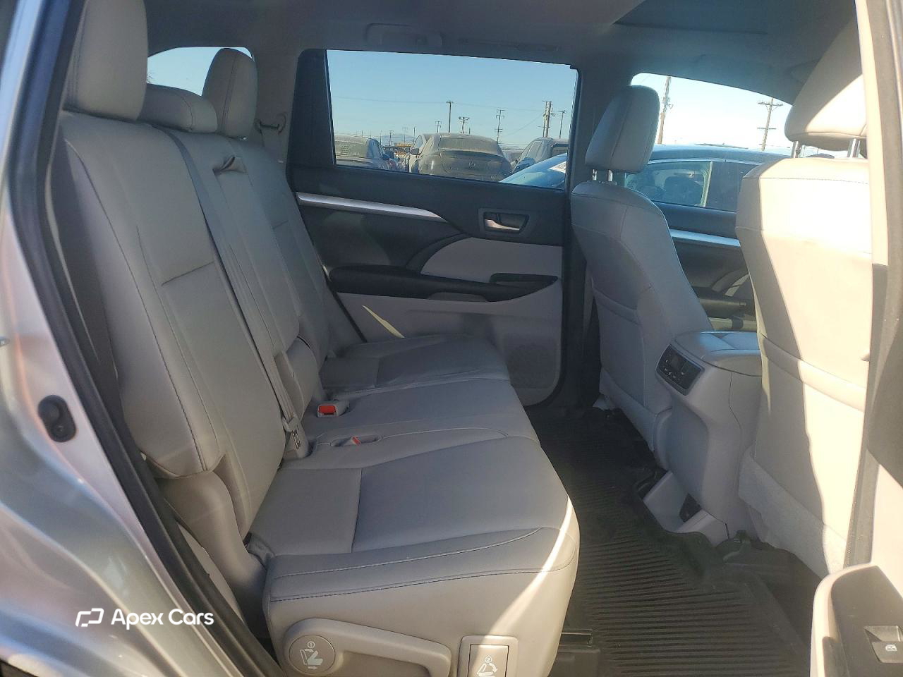 Toyota Highlander 2018