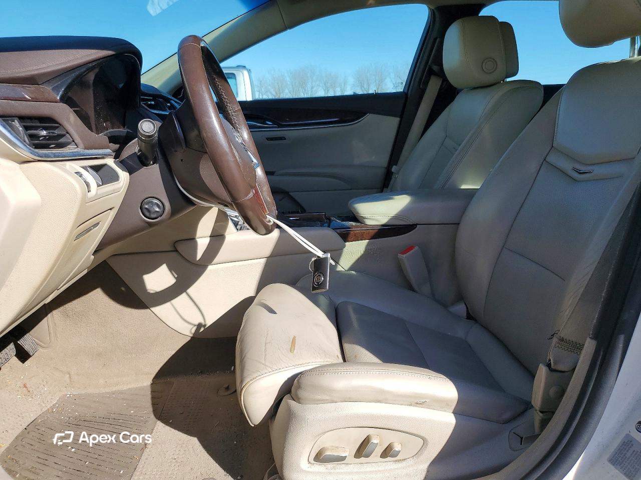 Cadillac XTS 2014
