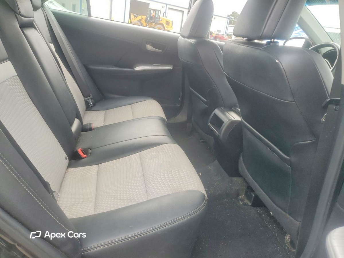 Toyota Camry 2012